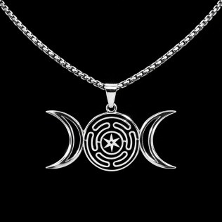 Μενταγιόν Τριπλή Σελήνη με Στρόφαλο Εκάτης – Ιερό Σύμβολο Προστασίας & Μαγείας